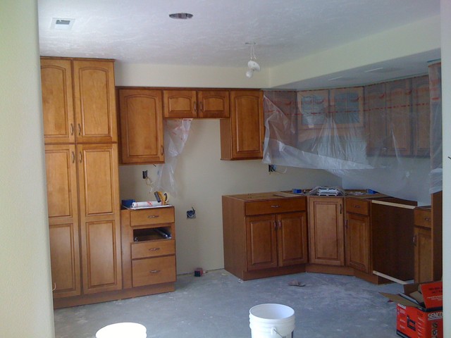 025  Guest kitchen is coming along