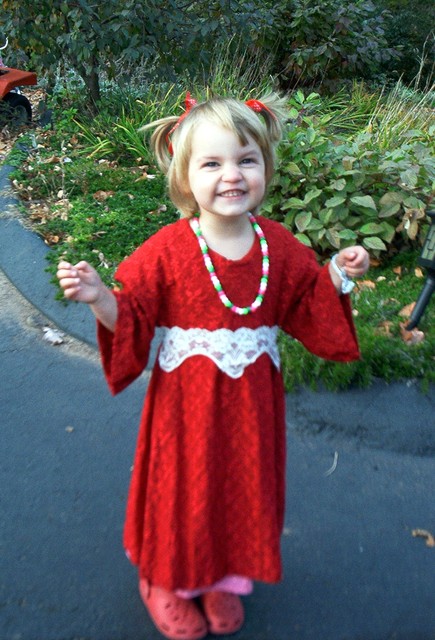 srarh halloween princess (she wouldn't wear the crown at first, but she's cute anyway, right?)