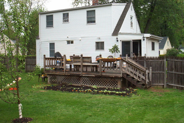 Back of House with porch and small Garden
